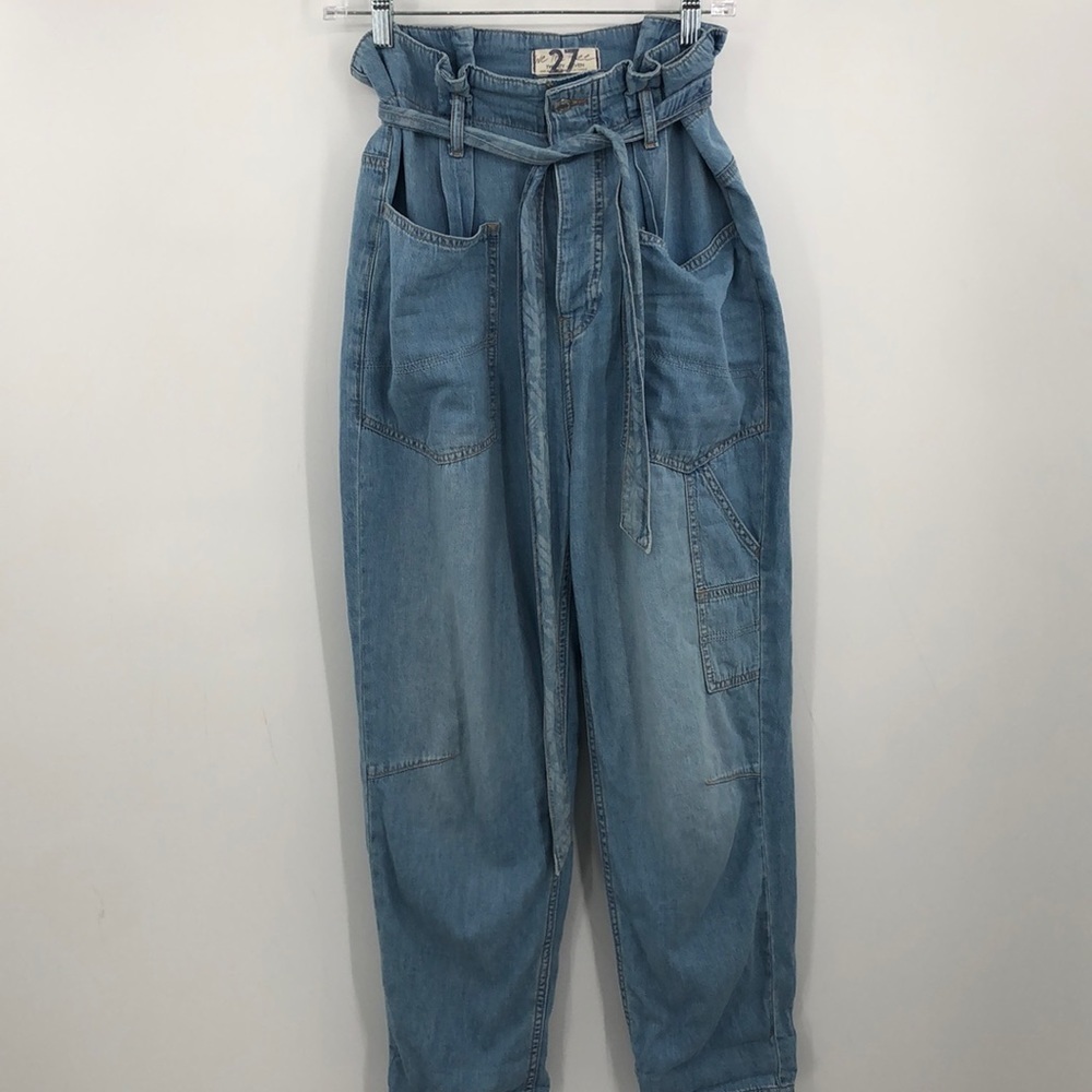 WE The Free Belted Paper Bag Jeans Blue Women’s Size 27